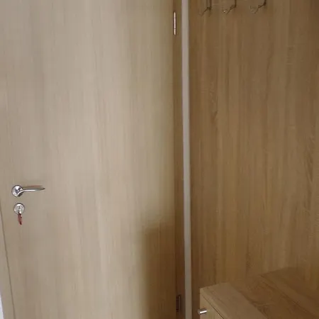 Center , Modern And Quiet Lägenhet *