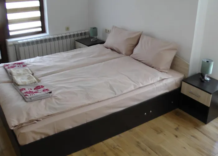 Center , Modern And Quiet Apartman *