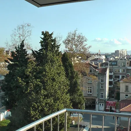 Center , Modern And Quiet * Burgas