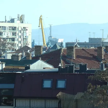 Lejlighed Center , Modern And Quiet